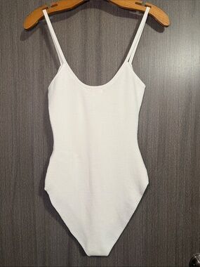 GB Girls White Scoop Neck Bodysuit Size Small EUC